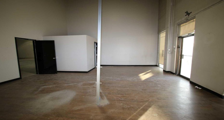 7419 50 Avenue, Red Deer, Alberta T4P 1M5, ,Commercial,For Sale,50,A2191126