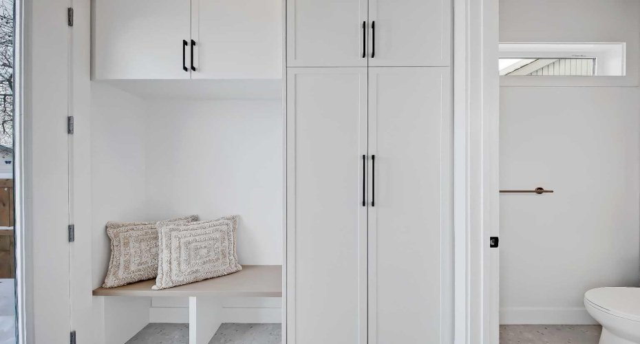 215 25 Avenue, Calgary, Alberta T2M 2A6, 5 Bedrooms Bedrooms, ,4 BathroomsBathrooms,Residential,For Sale,25,A2198942