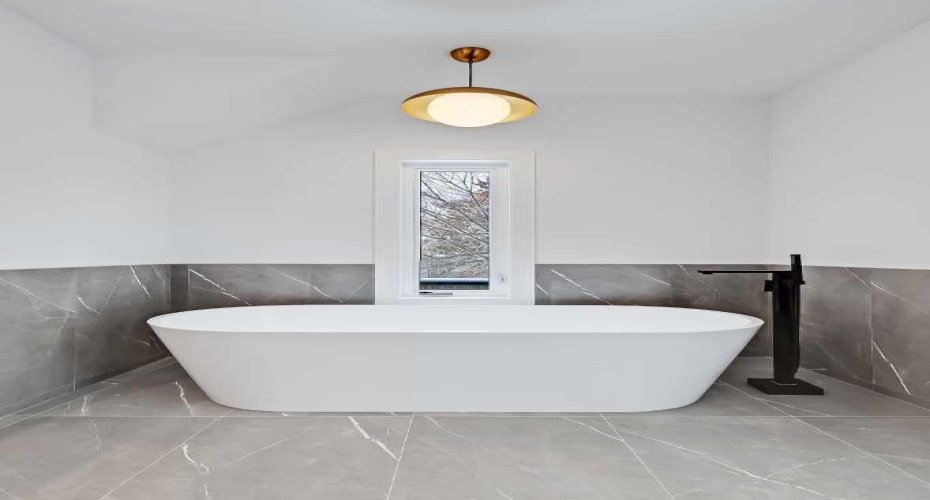 215 25 Avenue, Calgary, Alberta T2M 2A6, 5 Bedrooms Bedrooms, ,4 BathroomsBathrooms,Residential,For Sale,25,A2198942