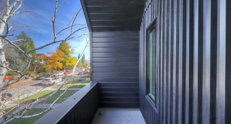 215 25 Avenue, Calgary, Alberta T2M 2A6, 5 Bedrooms Bedrooms, ,4 BathroomsBathrooms,Residential,For Sale,25,A2198942