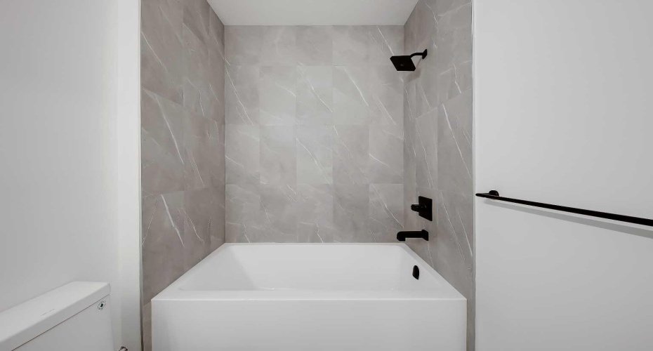 215 25 Avenue, Calgary, Alberta T2M 2A6, 5 Bedrooms Bedrooms, ,4 BathroomsBathrooms,Residential,For Sale,25,A2198942