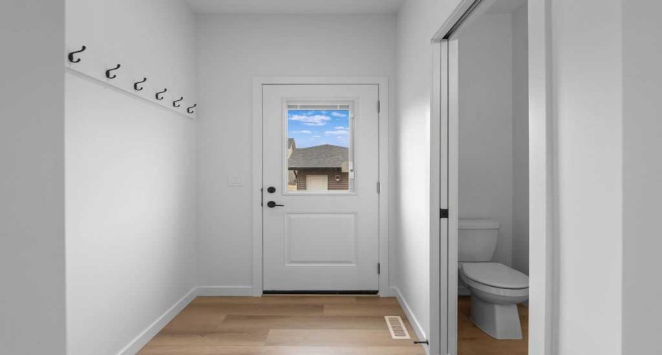 1029 Reynolds Crescent, Airdrie, Alberta T4B 5L8, 2 Bedrooms Bedrooms, ,3 BathroomsBathrooms,Residential,For Sale,Reynolds,A2200715