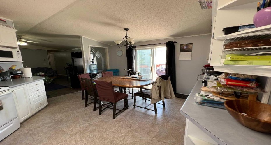 903 5 Avenue, Fox Creek, Alberta T0H 1P0, 3 Bedrooms Bedrooms, ,2 BathroomsBathrooms,Residential,For Sale,5,A2200922