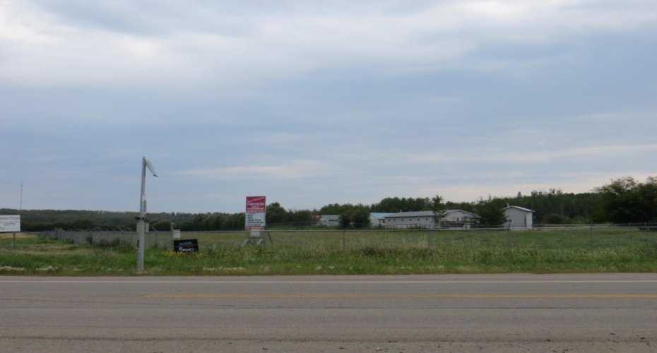9003 ALBERTA (101) Avenue, Lac La Biche, Alberta T0A 2C0, ,Commercial,For Sale,ALBERTA (101),A2101005