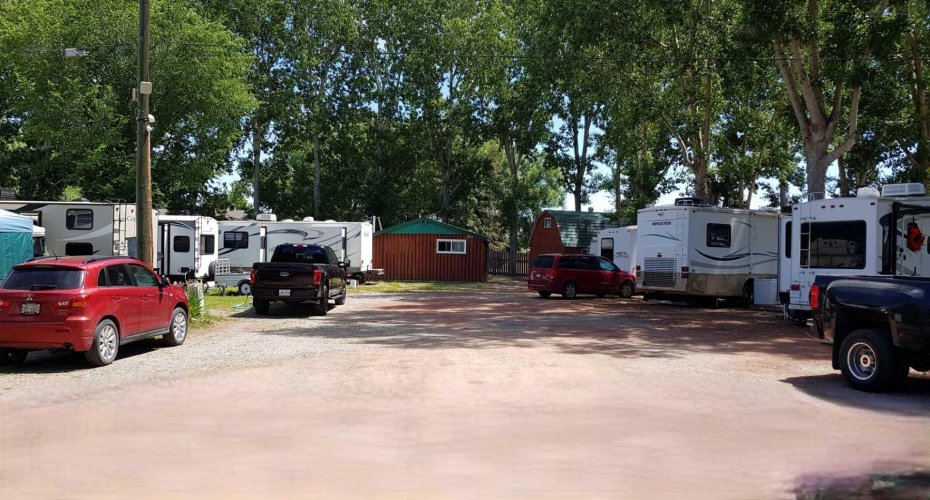 234 5 Avenue, Magrath, Alberta T0K 1J0, ,Commercial,For Sale,5,A2201033