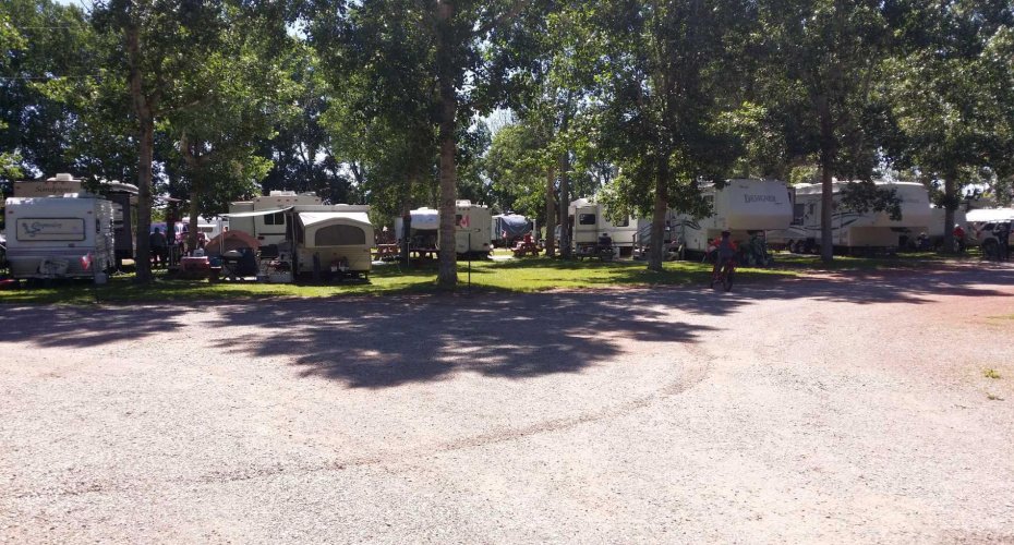 234 5 Avenue, Magrath, Alberta T0K 1J0, ,Commercial,For Sale,5,A2201033