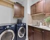 910 5 Avenue, Calgary, Alberta T2P 0C3, 2 Bedrooms Bedrooms, ,3 BathroomsBathrooms,Residential,For Sale,5,A2201307