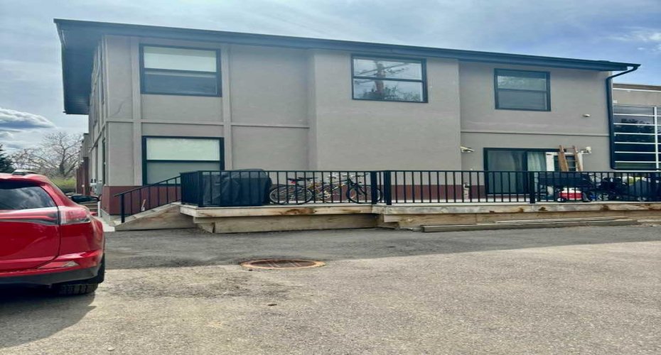 6104 Bowness Road, Calgary, Alberta T3B 0E1, ,Commercial,For Sale,Bowness,A1200318