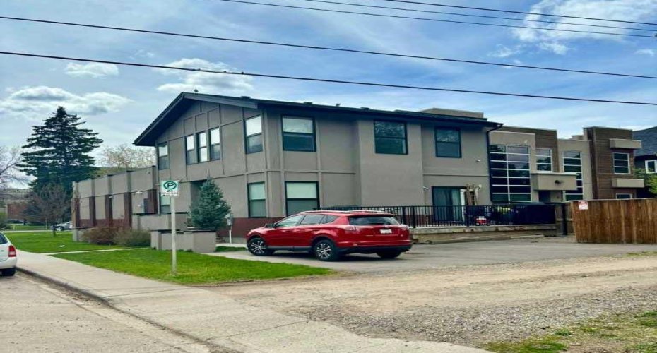 6104 Bowness Road, Calgary, Alberta T3B 0E1, ,Commercial,For Sale,Bowness,A1200318