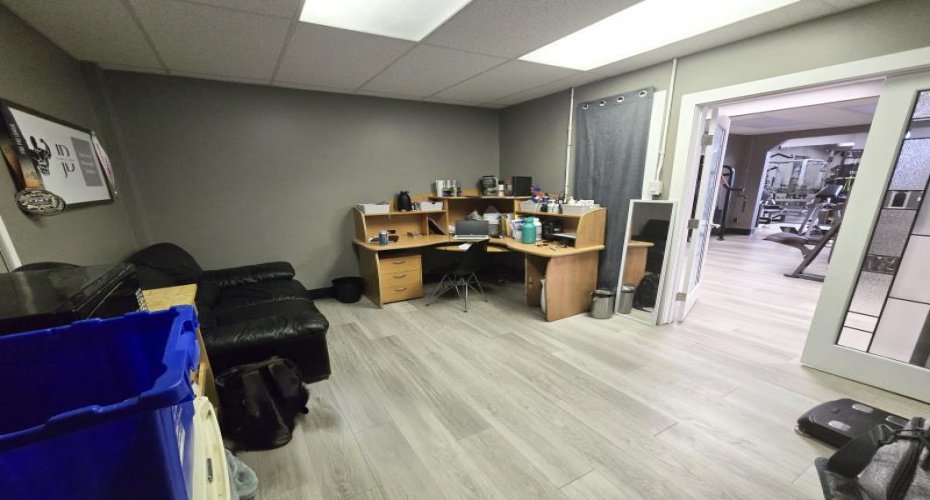 4418 50 Avenue, Red Deer, Alberta T4N 3Z6, ,Commercial,For Lease,50,A2201457