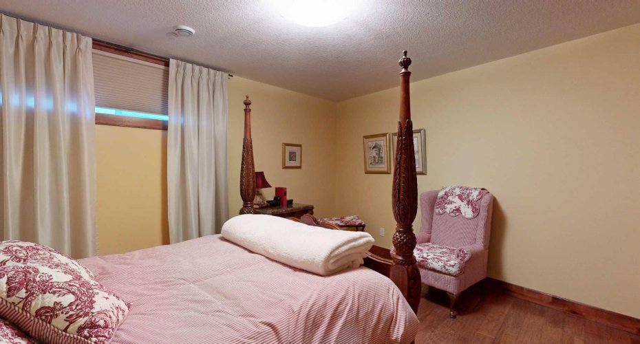 5010 53 Street, Stettler, Alberta T0C 2L2, 3 Bedrooms Bedrooms, ,3 BathroomsBathrooms,Residential,For Sale,53,A2201578