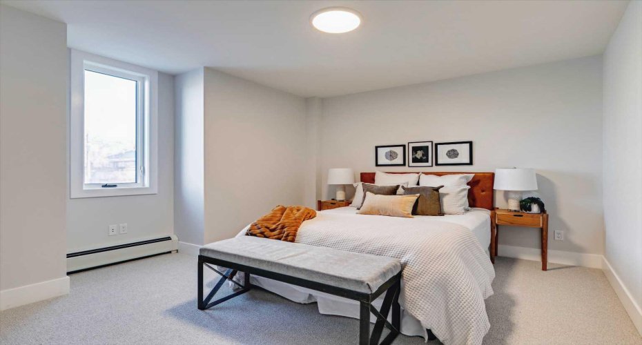 923 1 Avenue, Calgary, Alberta T2N 0A6, 3 Bedrooms Bedrooms, ,3 BathroomsBathrooms,Residential,For Sale,1,A2202302