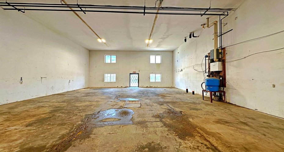 280 MacLennan Crescent, Fort McMurray, Alberta T9H 4G1, ,Commercial,For Lease,MacLennan,A2202632