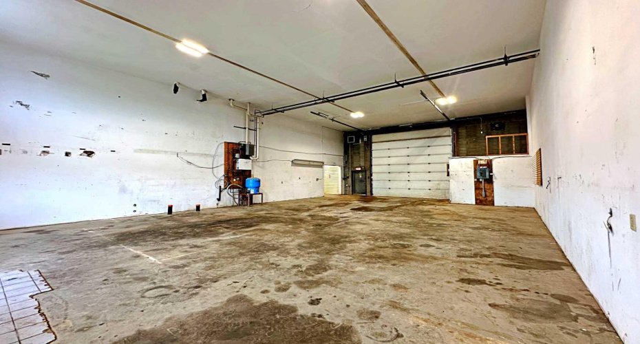 280 MacLennan Crescent, Fort McMurray, Alberta T9H 4G1, ,Commercial,For Lease,MacLennan,A2202632