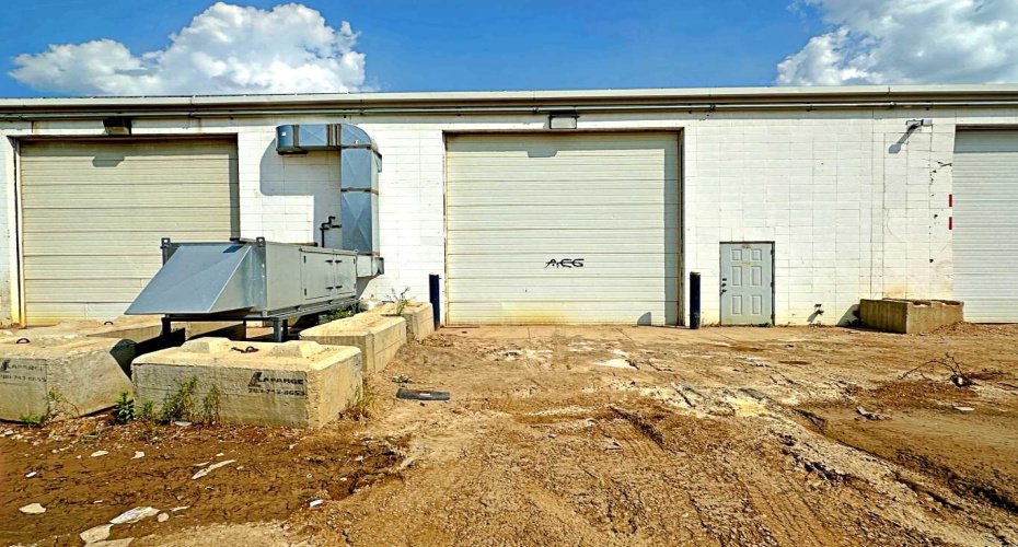 280 MacLennan Crescent, Fort McMurray, Alberta T9H 4G1, ,Commercial,For Lease,MacLennan,A2202632