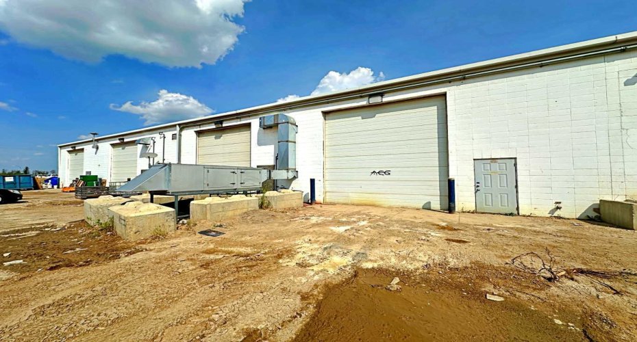 280 MacLennan Crescent, Fort McMurray, Alberta T9H 4G1, ,Commercial,For Lease,MacLennan,A2202632