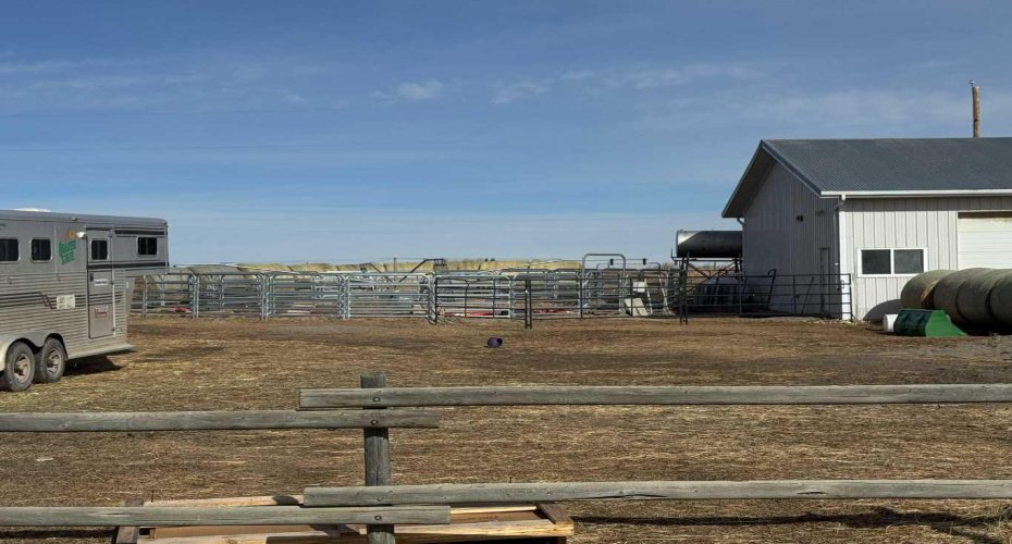 274161 range road 13, Rural Rocky View County, Alberta T4B2A3, 6 Bedrooms Bedrooms, ,4 BathroomsBathrooms,Residential,For Sale,range road 13,A2202860