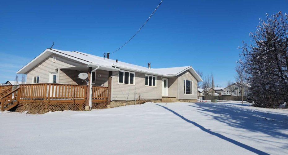 711038 HWY 40 Street, Grande Prairie, Alberta T8W 5B6, ,Commercial,For Sale,HWY 40,A2203524