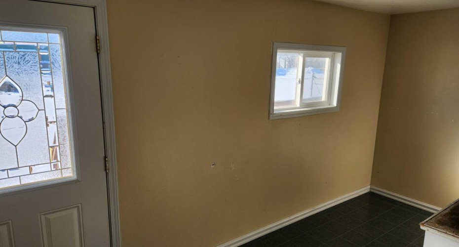 711038 HWY 40 Street, Grande Prairie, Alberta T8W 5B6, ,Commercial,For Sale,HWY 40,A2203524