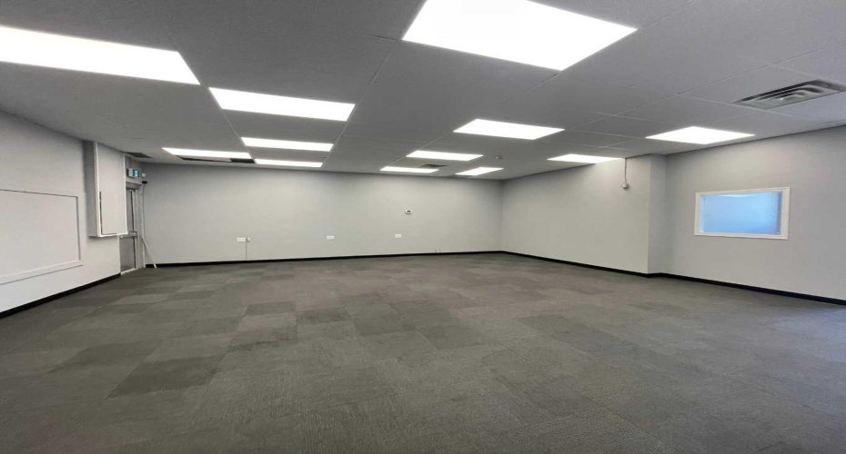 113 6 Avenue, Slave Lake, Alberta T0G 2A1, ,Commercial,For Lease,6th Ave Plaza,6,A2203986