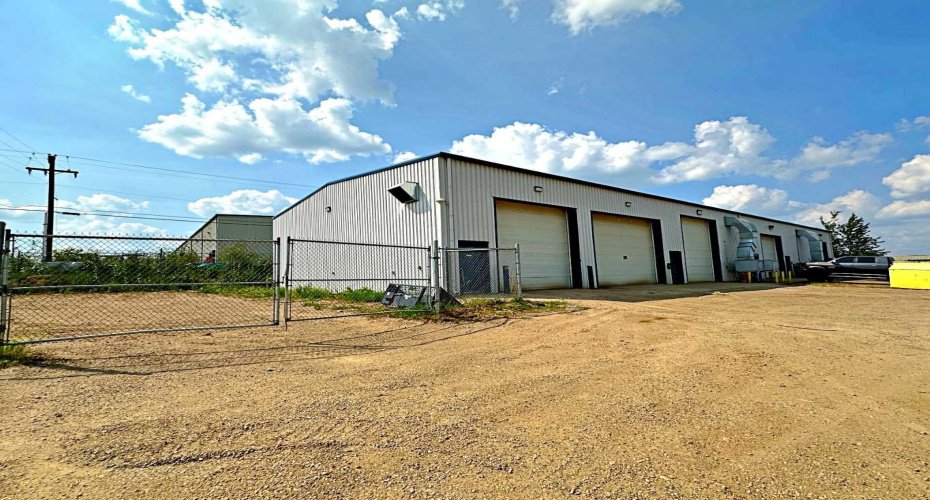 286 MacLennan Crescent, Fort McMurray, Alberta T9H 4G1, ,Commercial,For Lease,MacLennan,A2203611