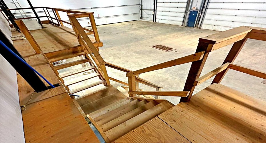 286 MacLennan Crescent, Fort McMurray, Alberta T9H 4G1, ,Commercial,For Lease,MacLennan,A2203611