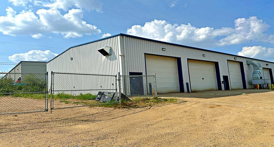 286 MacLennan Crescent, Fort McMurray, Alberta T9H 4G1, ,Commercial,For Lease,MacLennan,A2203611