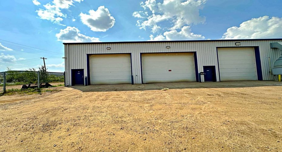 286 MacLennan Crescent, Fort McMurray, Alberta T9H 4G1, ,Commercial,For Lease,MacLennan,A2203611
