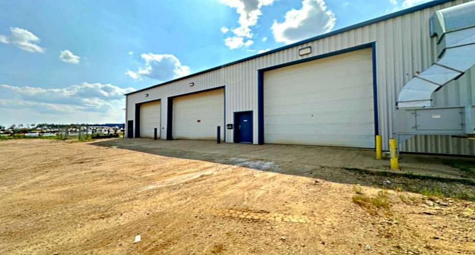 286 MacLennan Crescent, Fort McMurray, Alberta T9H 4G1, ,Commercial,For Lease,MacLennan,A2203611