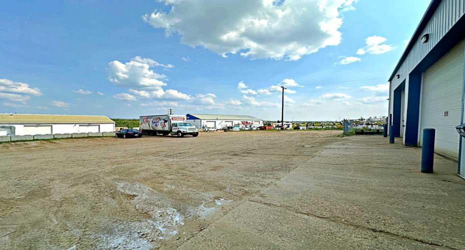 286 MacLennan Crescent, Fort McMurray, Alberta T9H 4G1, ,Commercial,For Lease,MacLennan,A2203611