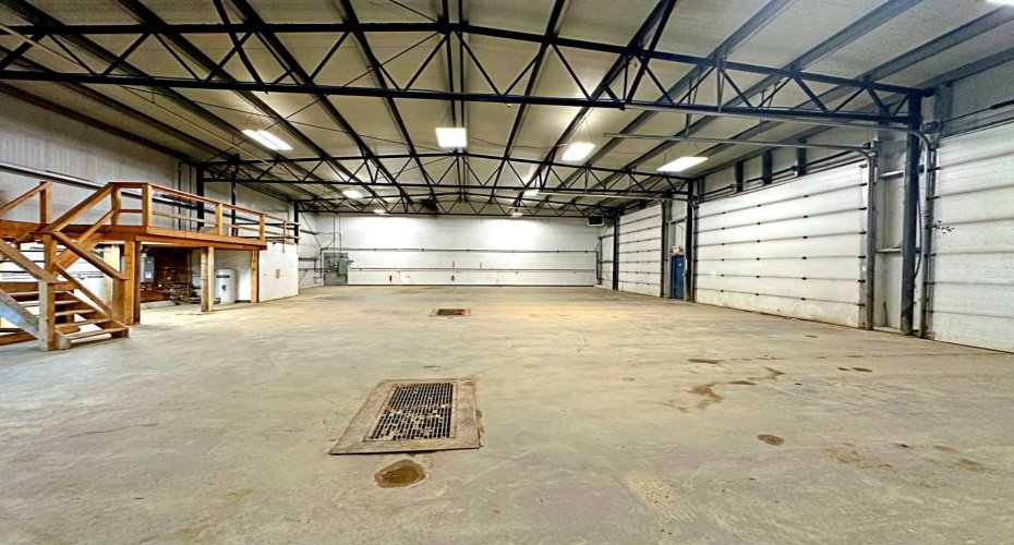 286 MacLennan Crescent, Fort McMurray, Alberta T9H 4G1, ,Commercial,For Lease,MacLennan,A2203611