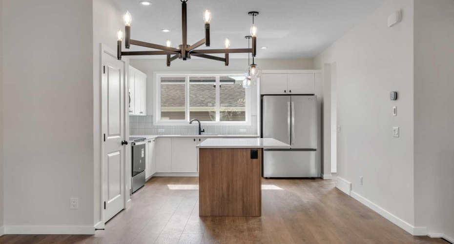 225 Heirloom Way, Calgary, Alberta T3S 0H2, 3 Bedrooms Bedrooms, ,3 BathroomsBathrooms,Residential,For Sale,Heirloom,A2203874