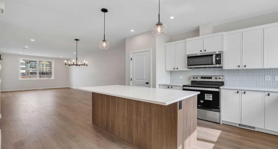 225 Heirloom Way, Calgary, Alberta T3S 0H2, 3 Bedrooms Bedrooms, ,3 BathroomsBathrooms,Residential,For Sale,Heirloom,A2203874