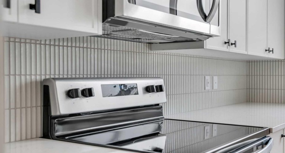 225 Heirloom Way, Calgary, Alberta T3S 0H2, 3 Bedrooms Bedrooms, ,3 BathroomsBathrooms,Residential,For Sale,Heirloom,A2203874