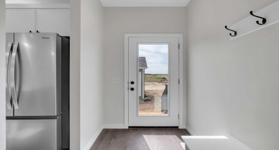 225 Heirloom Way, Calgary, Alberta T3S 0H2, 3 Bedrooms Bedrooms, ,3 BathroomsBathrooms,Residential,For Sale,Heirloom,A2203874