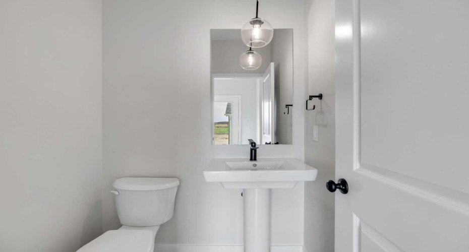 225 Heirloom Way, Calgary, Alberta T3S 0H2, 3 Bedrooms Bedrooms, ,3 BathroomsBathrooms,Residential,For Sale,Heirloom,A2203874