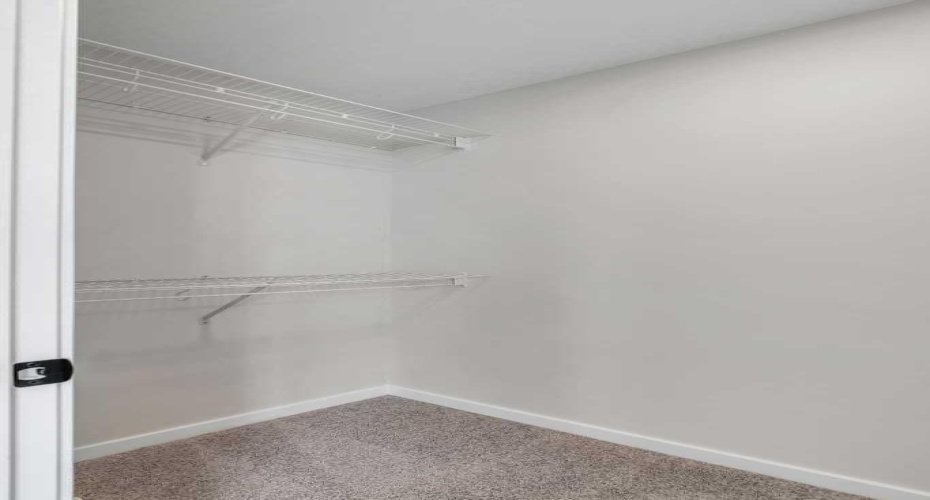 225 Heirloom Way, Calgary, Alberta T3S 0H2, 3 Bedrooms Bedrooms, ,3 BathroomsBathrooms,Residential,For Sale,Heirloom,A2203874