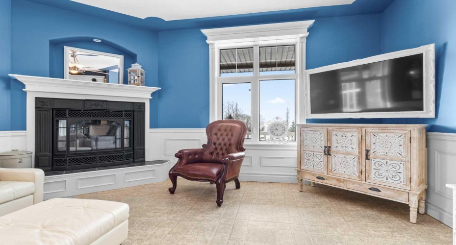 31542 HWY 2A, Rural Mountain View County, Alberta T0M0W0, 4 Bedrooms Bedrooms, ,3 BathroomsBathrooms,Residential,For Sale,HWY 2A,A2199828