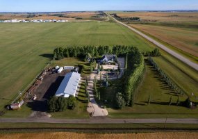 31542 HWY 2A, Rural Mountain View County, Alberta T0M0W0, 4 Bedrooms Bedrooms, ,3 BathroomsBathrooms,Residential,For Sale,HWY 2A,A2199828