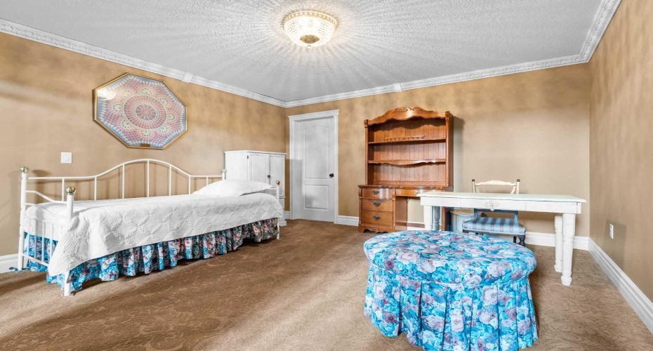 31542 HWY 2A, Rural Mountain View County, Alberta T0M0W0, 4 Bedrooms Bedrooms, ,3 BathroomsBathrooms,Residential,For Sale,HWY 2A,A2199828