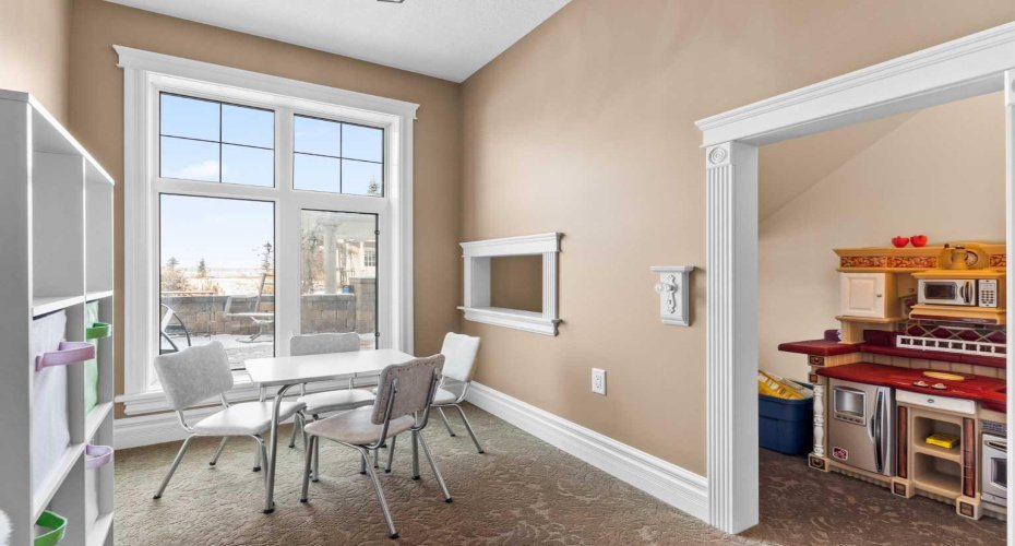 31542 HWY 2A, Rural Mountain View County, Alberta T0M0W0, 4 Bedrooms Bedrooms, ,3 BathroomsBathrooms,Residential,For Sale,HWY 2A,A2199828