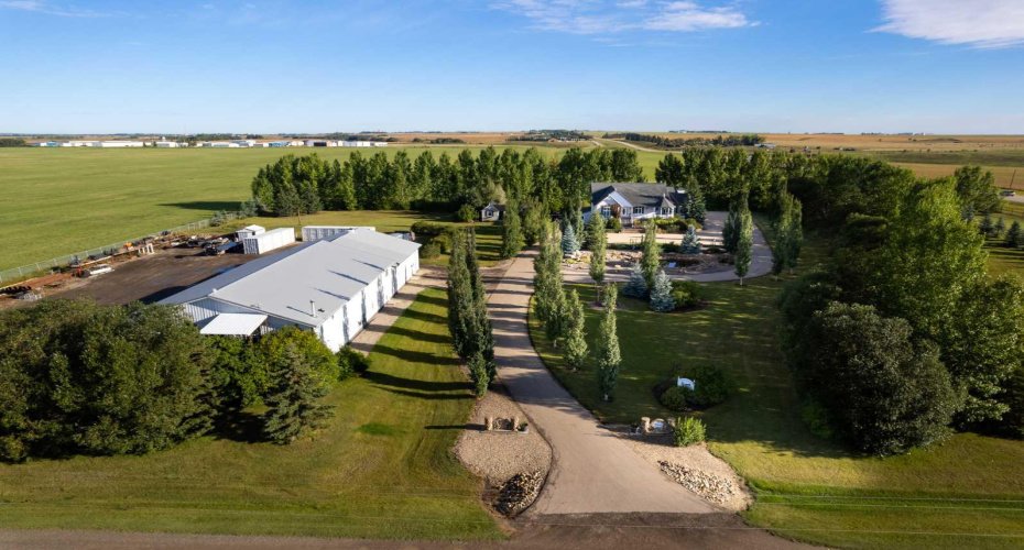 31542 HWY 2A, Rural Mountain View County, Alberta T0M0W0, 4 Bedrooms Bedrooms, ,3 BathroomsBathrooms,Residential,For Sale,HWY 2A,A2199828