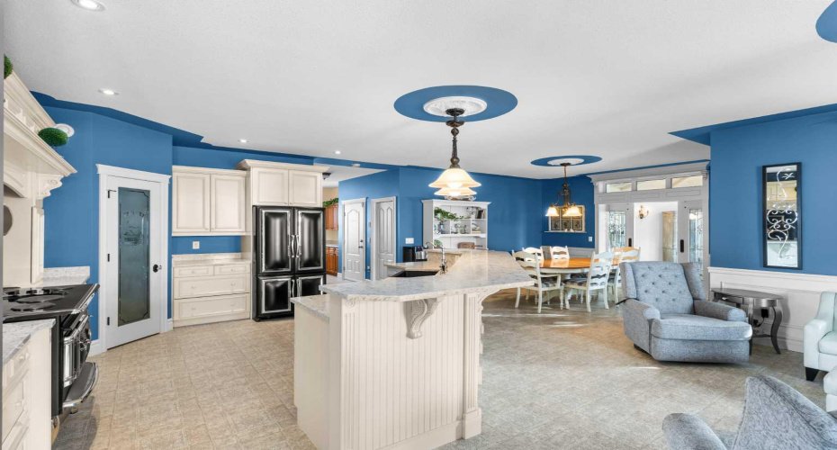 31542 HWY 2A, Rural Mountain View County, Alberta T0M0W0, 4 Bedrooms Bedrooms, ,3 BathroomsBathrooms,Residential,For Sale,HWY 2A,A2199828