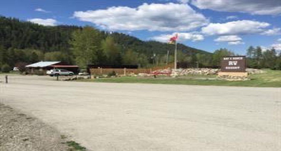 9432 Hwy 3 & 95, Out of Province_Alberta, British Columbia V0B 2P0, ,Commercial,For Sale,Hwy 3 & 95,A2204086