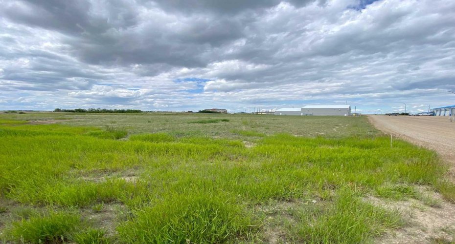 5508 GUARDIAN Street, Macklin, Saskatchewan S0L 2C0, ,Commercial,For Sale,GUARDIAN,A2204823