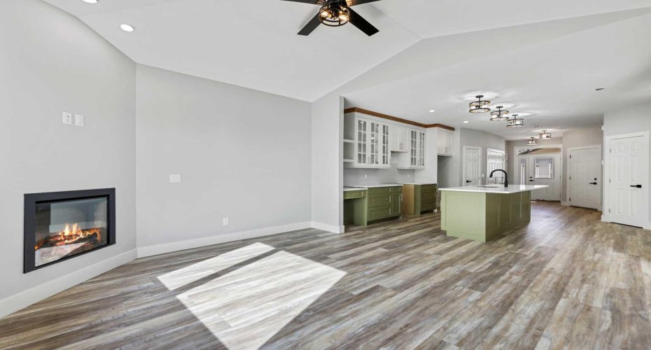 610 4 Avenue, Sundre, Alberta T0M1X0, 1 Bedroom Bedrooms, ,1 BathroomBathrooms,Residential,For Sale,4,A2200286