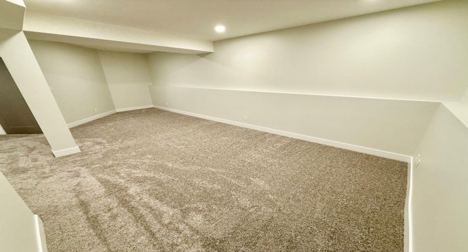 128 TRESTLE Place, Hinton, Alberta T7V0B8, 5 Bedrooms Bedrooms, ,3 BathroomsBathrooms,Residential,For Sale,TRESTLE,A2202875