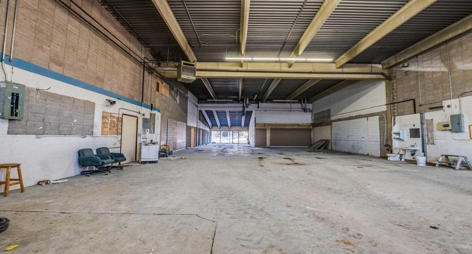 7727 50 Avenue, Red Deer, Alberta T4P 1M7, ,Commercial,For Lease,50,A2203900