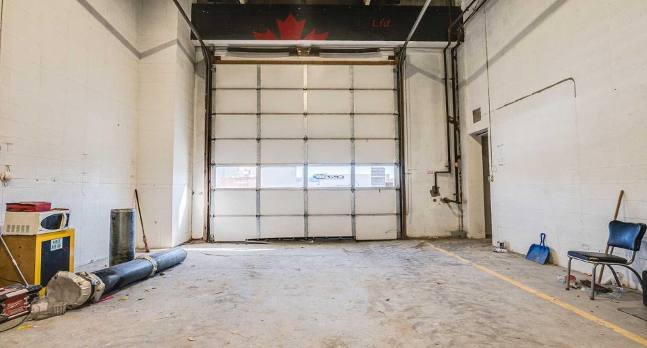 7727 50 Avenue, Red Deer, Alberta T4P 1M7, ,Commercial,For Lease,50,A2203916