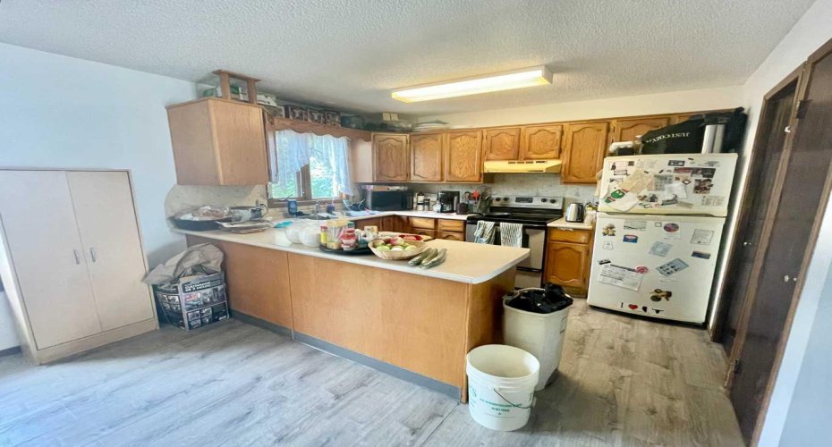 4836 50 Avenue, Vermilion, Alberta T9X1T6, 5 Bedrooms Bedrooms, ,3 BathroomsBathrooms,Residential,For Sale,50,A2205438